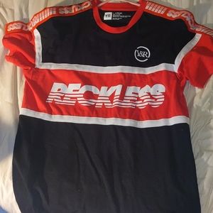 Young and reckless shirt black/red Large